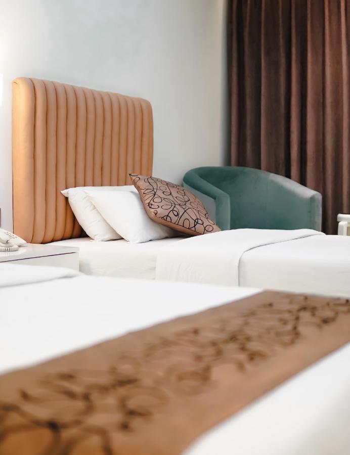 White Orchid Hotel Кокс Базар Екстериор снимка