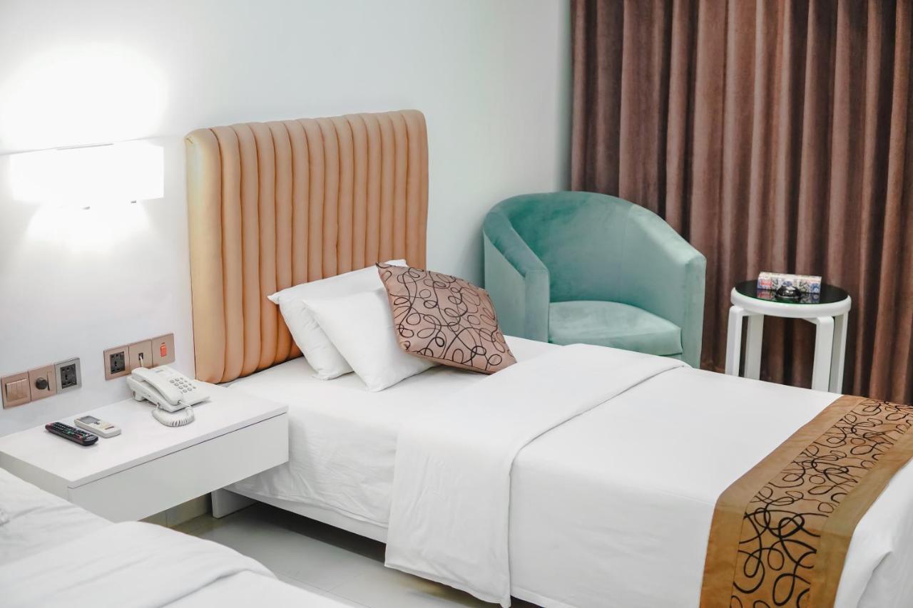 White Orchid Hotel Кокс Базар Екстериор снимка