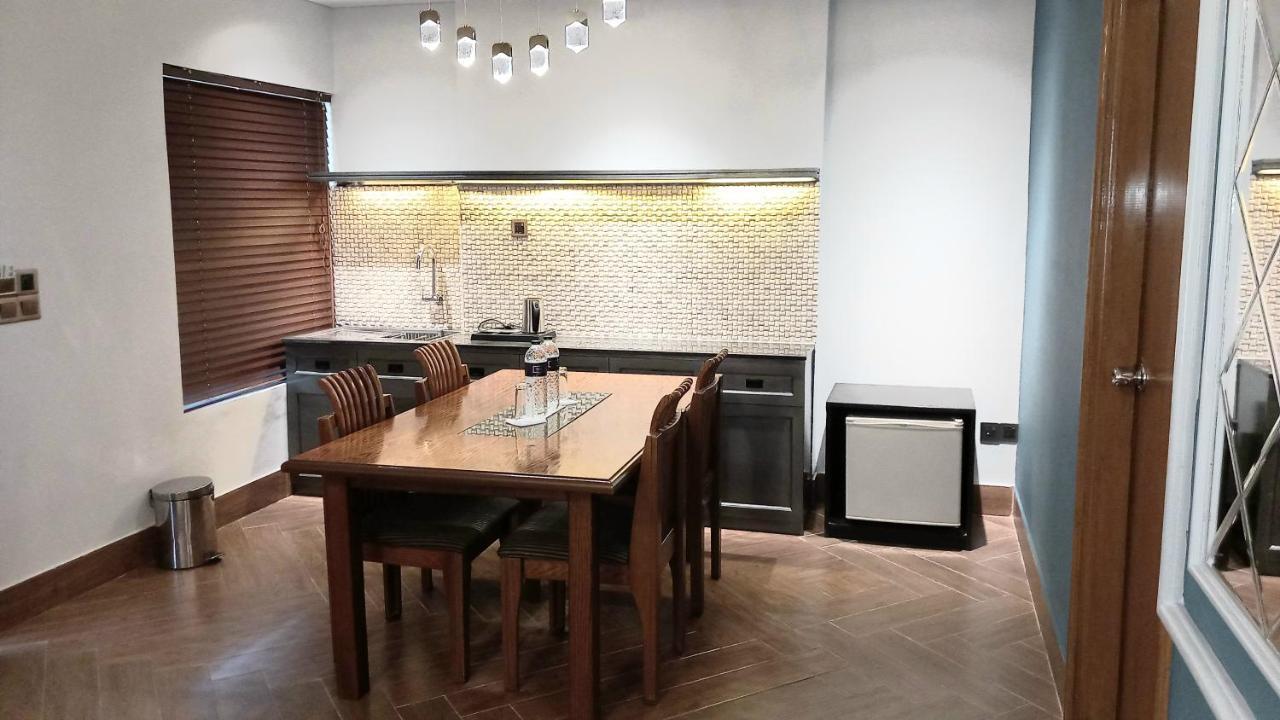 White Orchid Hotel Кокс Базар Екстериор снимка